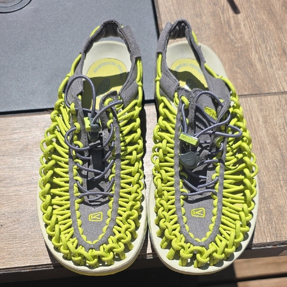 Keen Women's Shoes in Gray and Neon Green - Picture 1 of 8